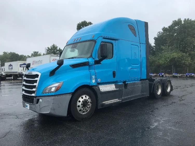2022 Freightliner Cascadia in Concord, NC — photo 3