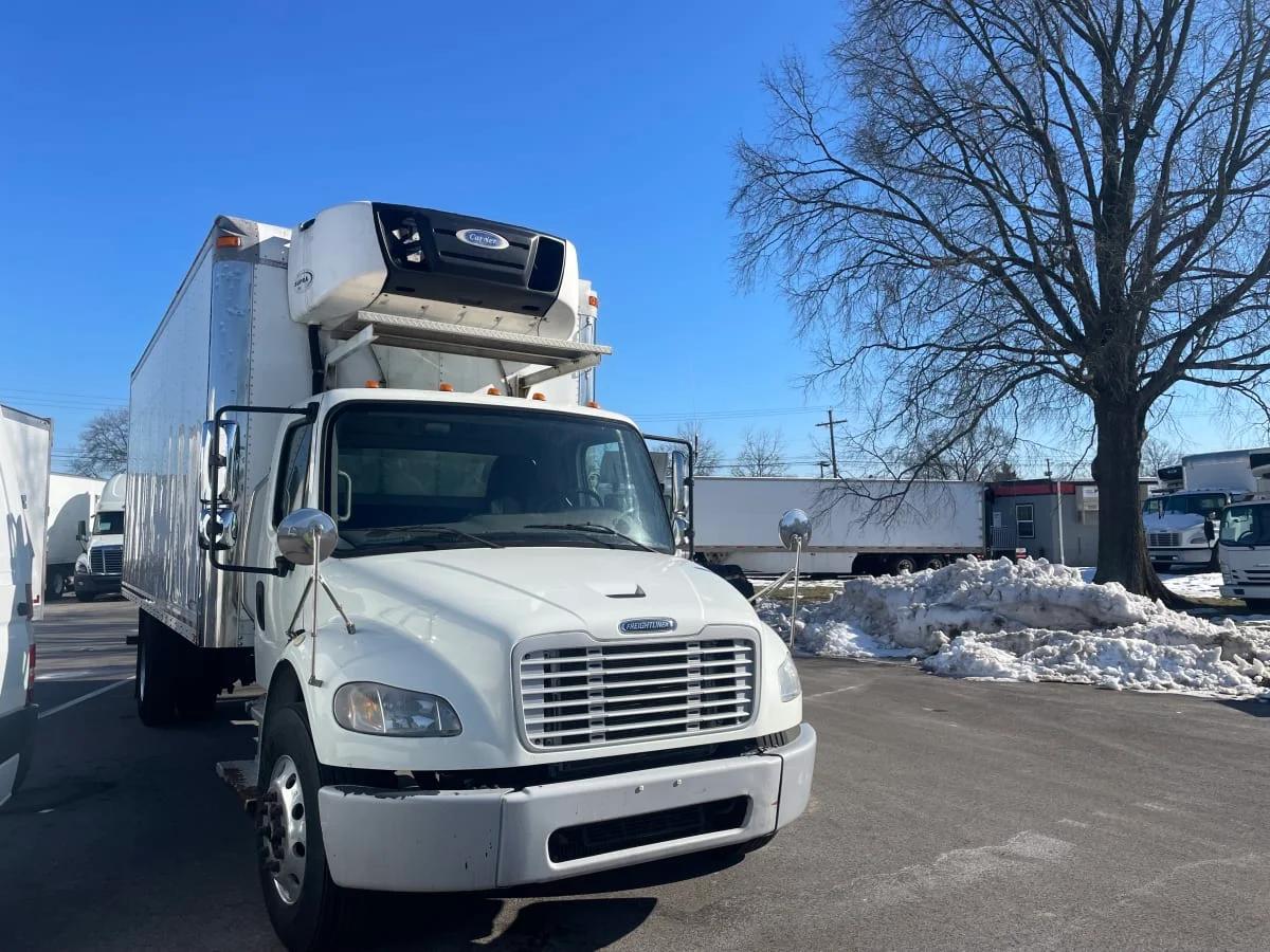 2019 Freightliner M2 106 in Beltsville, MD — photo 3