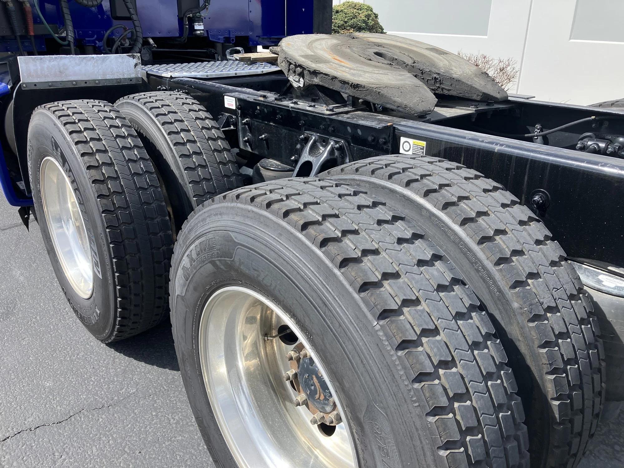 2022 Kenworth T680 in Salt Lake, UT, UT — photo 6