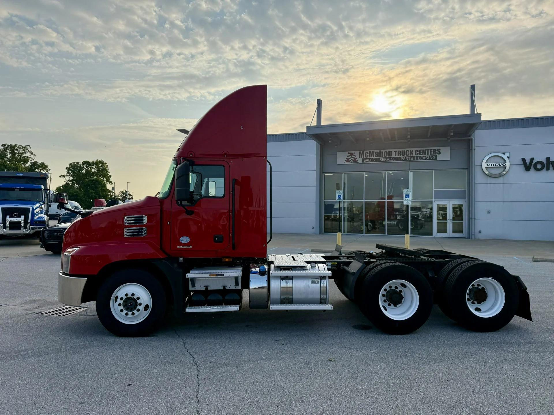 2020 Mack Anthem in Indianapolis, IN — photo 10