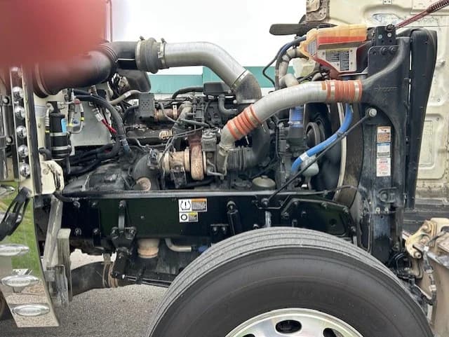 2022 Peterbilt 389 in Zanesville, OH — photo 9
