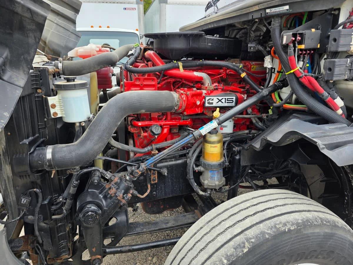 2019 International LT in Bensalem, PA — photo 8