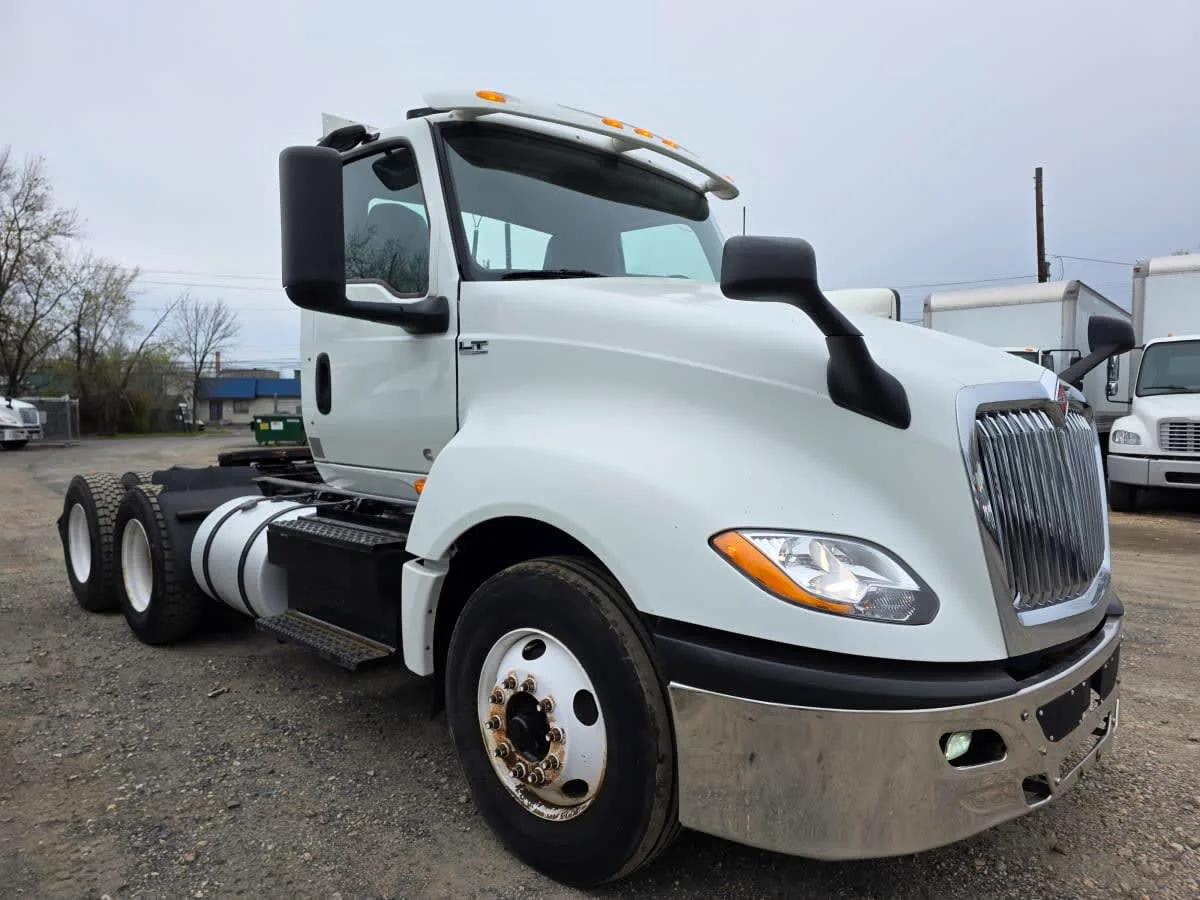 2019 International LT in Bensalem, PA — photo 3