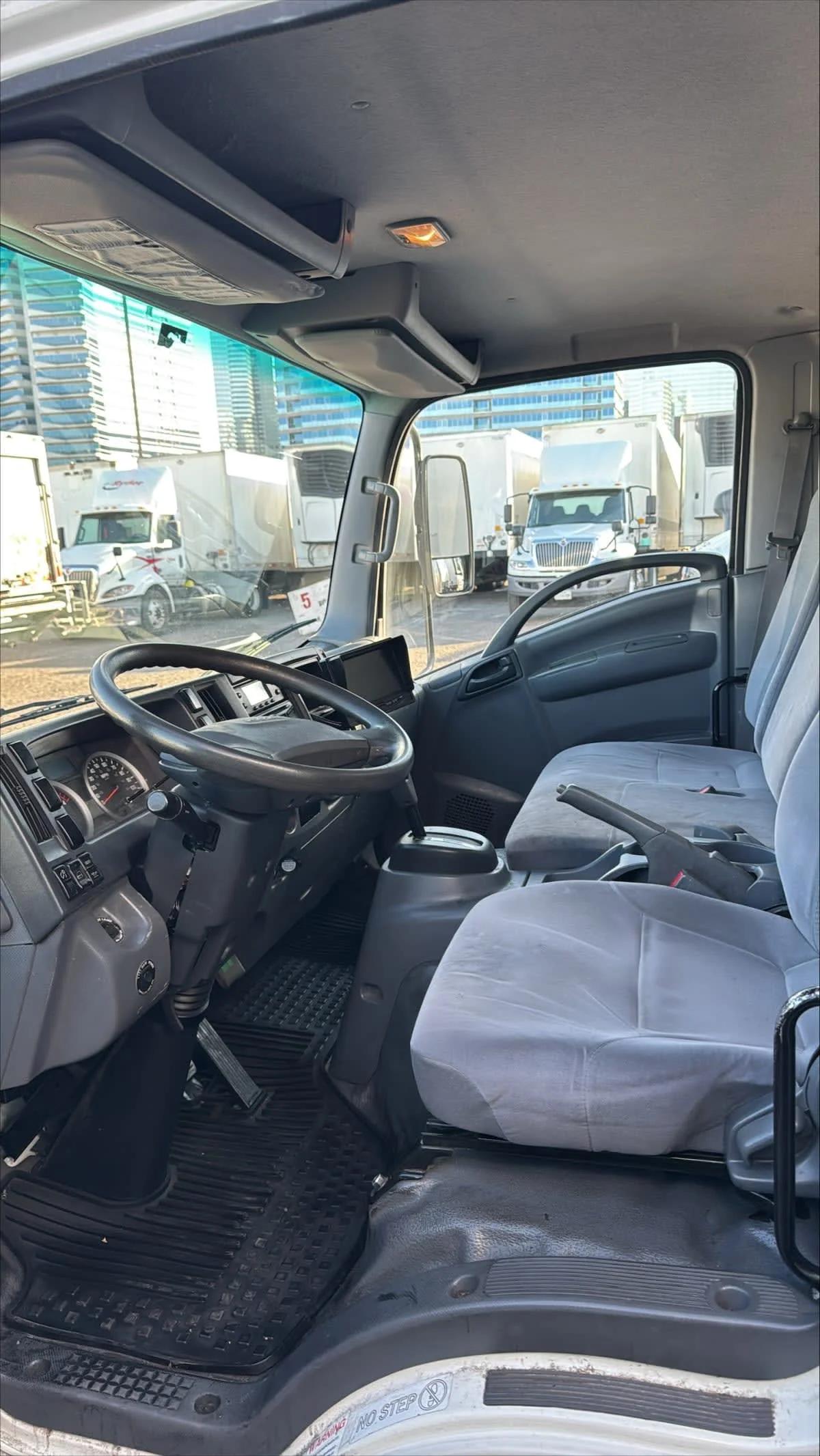 2018 Isuzu NQR in North Las Vegas, NV — photo 8