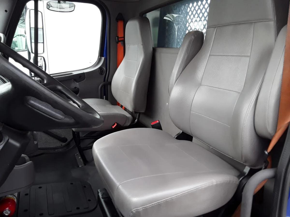2020 Freightliner M2 106 in Allentown, PA — photo 7