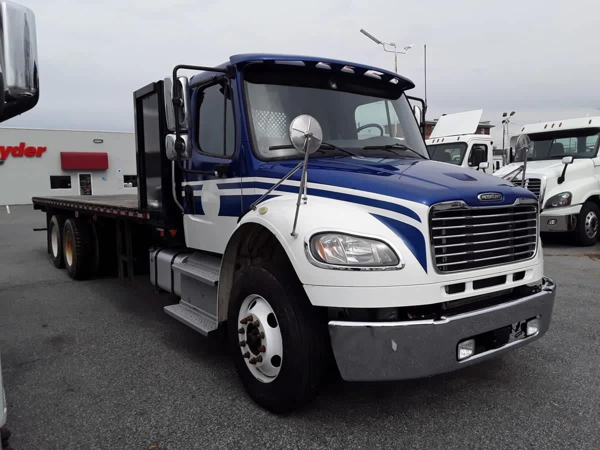 2020 Freightliner M2 106 in Allentown, PA — photo 3