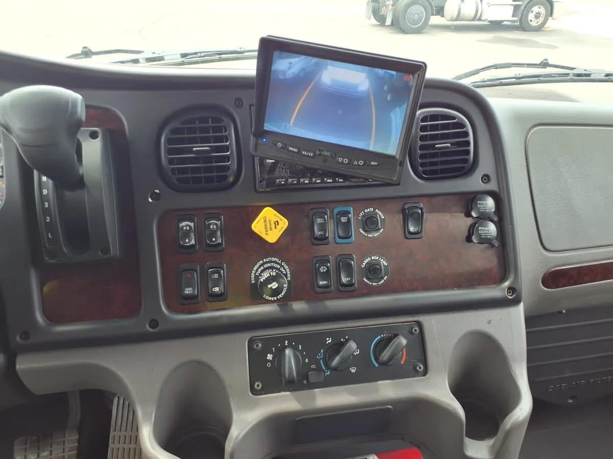 2019 Freightliner M2 106 in Taylor, MI — photo 11
