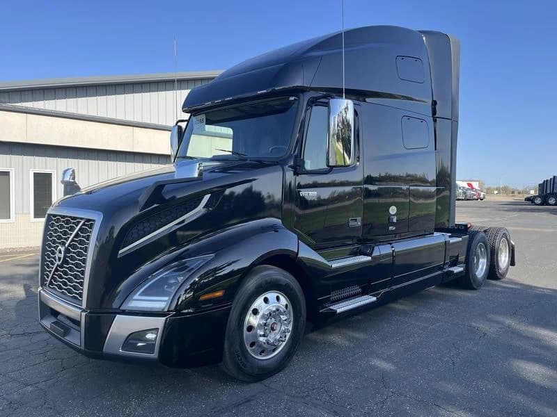 2020 Volvo VNL 760