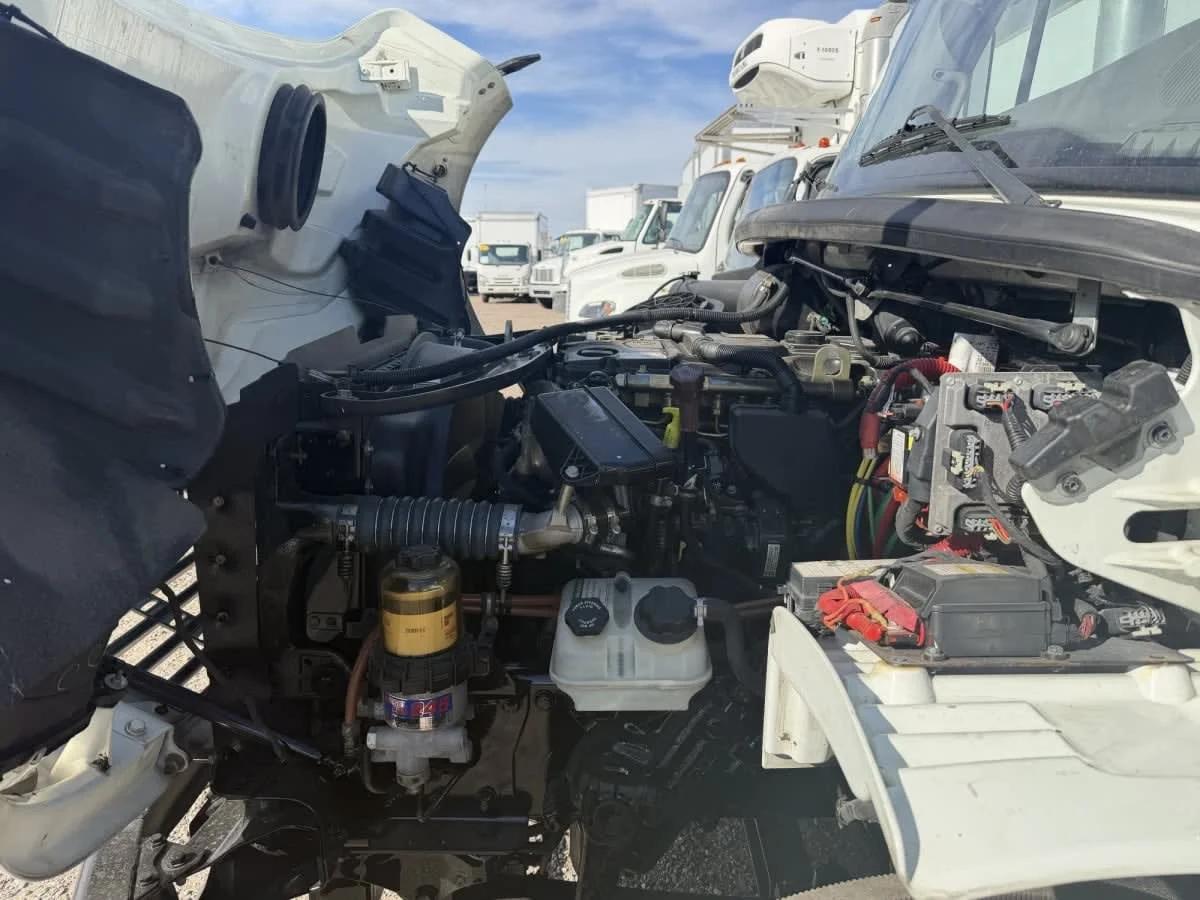 2019 Freightliner M2 106 in Phoenix, AZ — photo 9