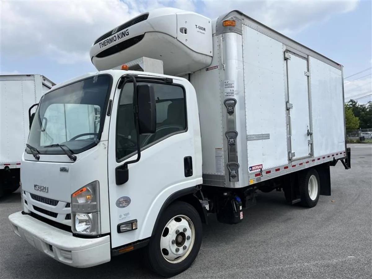 2019 Isuzu NRR