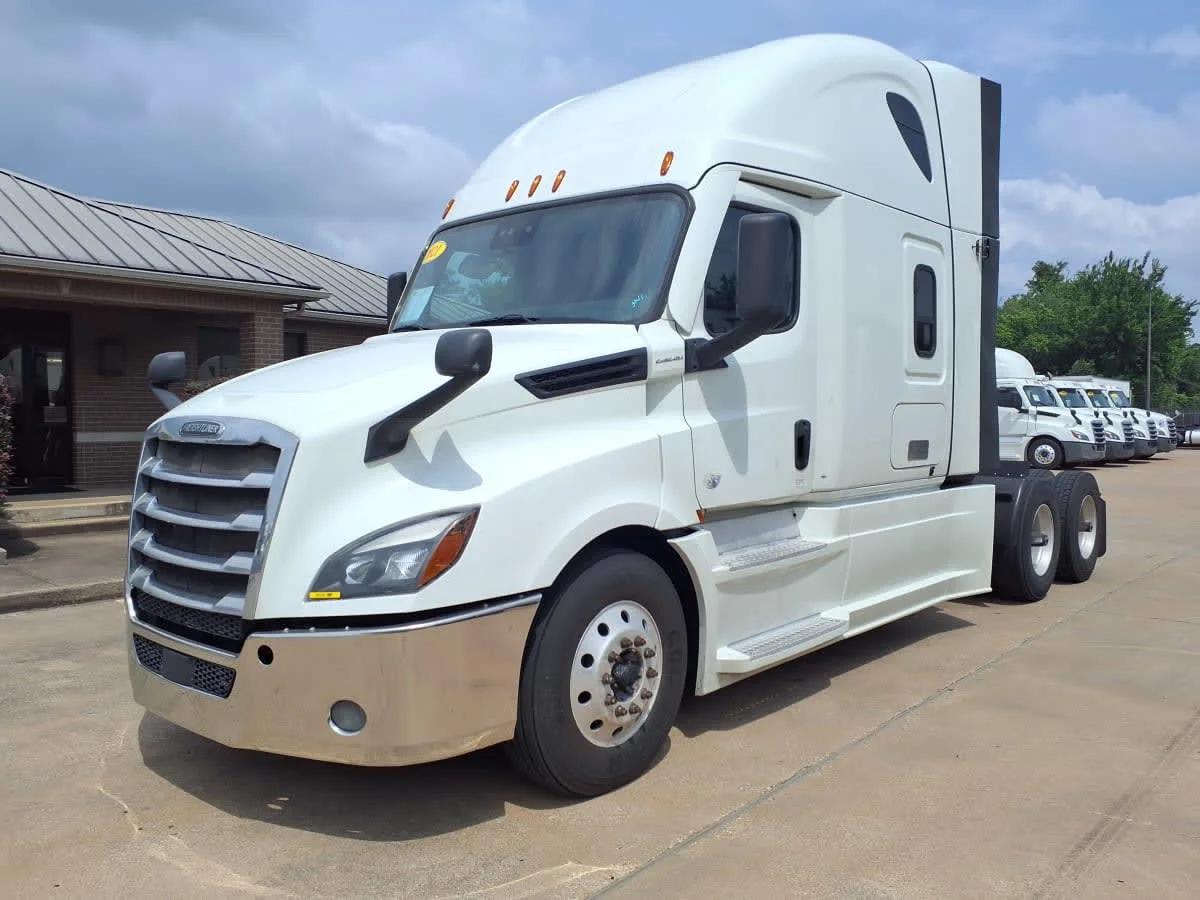 2021 Freightliner Cascadia