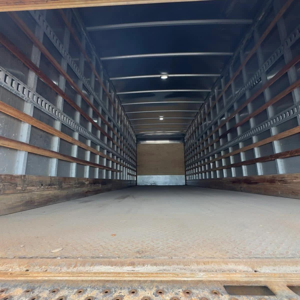 2020 Freightliner M2 106 in Syracuse, NY — photo 8
