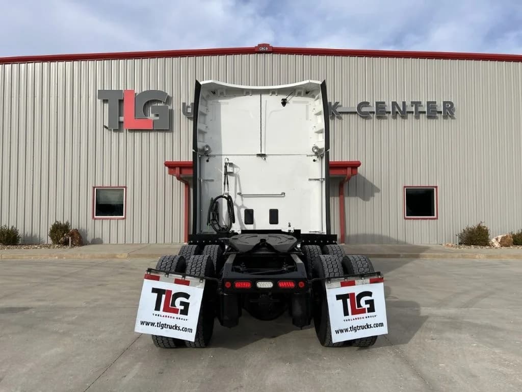 2021 Peterbilt 579 in Springfield, MO — photo 6