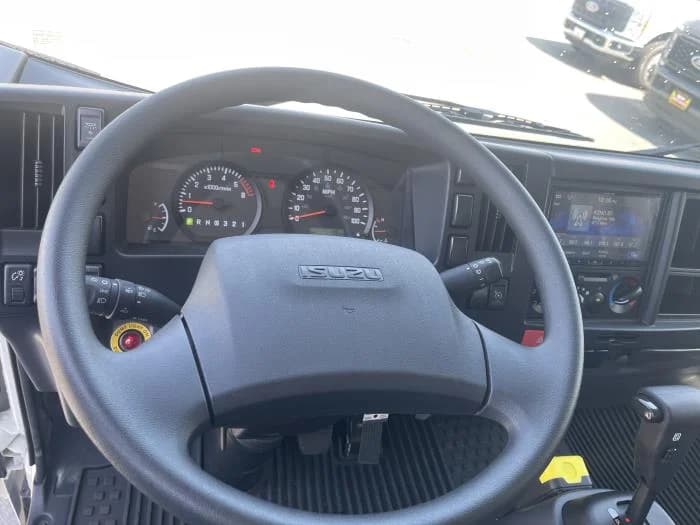 2025 Isuzu NRR in Whittier, CA — photo 21