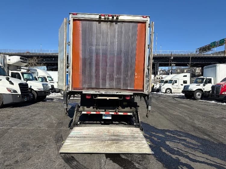 2019 International 4300 in North Bergen, NJ — photo 9