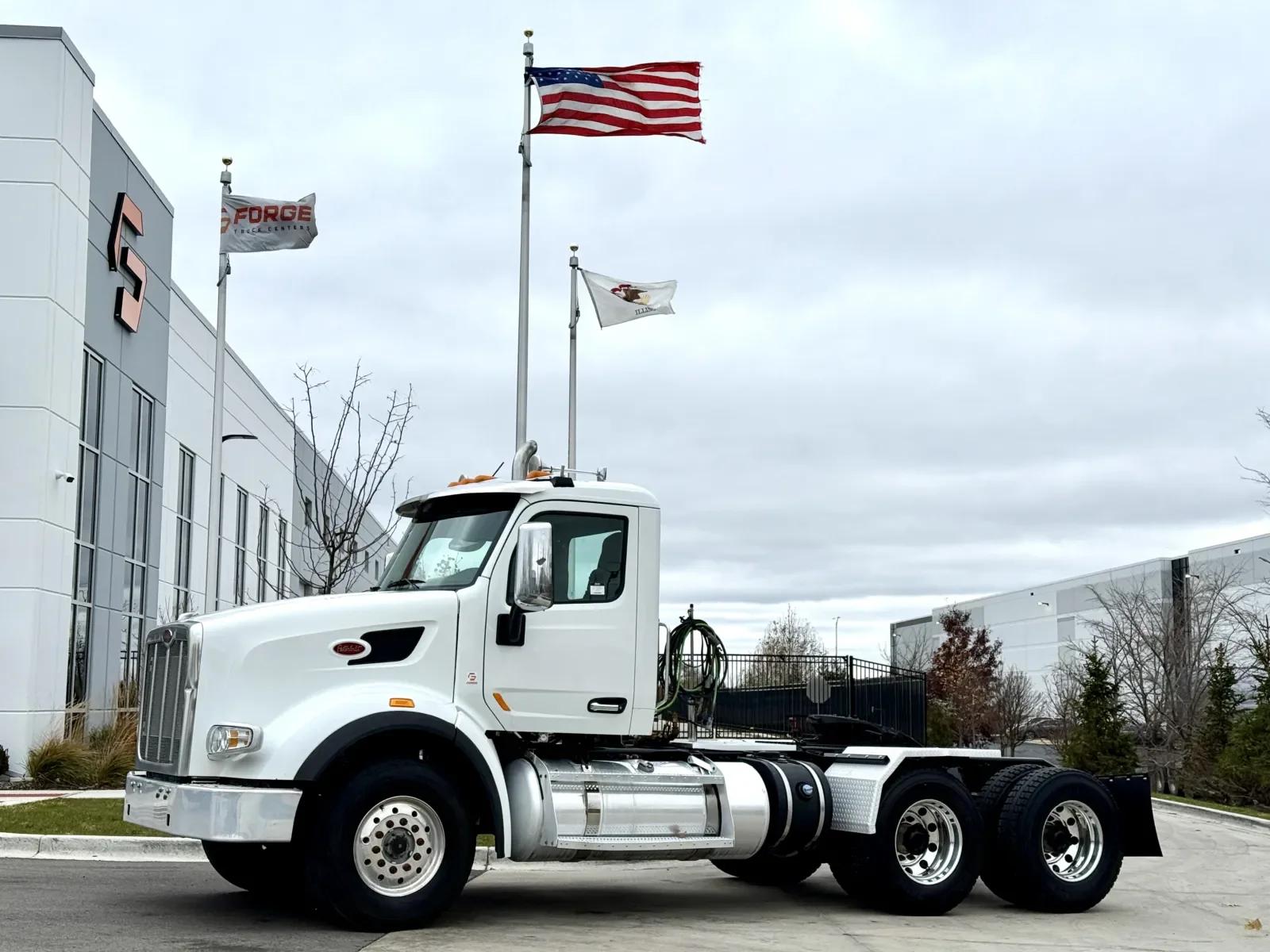 2015 Peterbilt 567