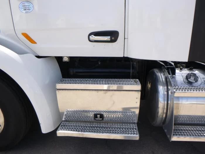 2020 Peterbilt 579 — photo 11