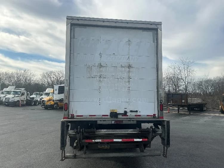 2019 Freightliner M2 106 in Harrisburg, PA — photo 7