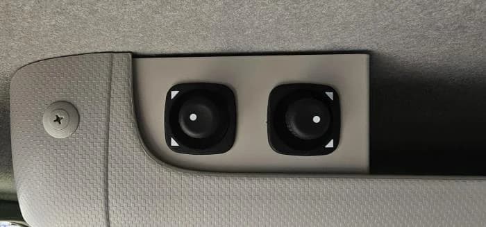 2025 Isuzu NRR in Olathe, KS — photo 14