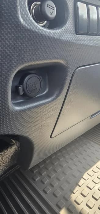 2025 Isuzu NRR in Olathe, KS — photo 17