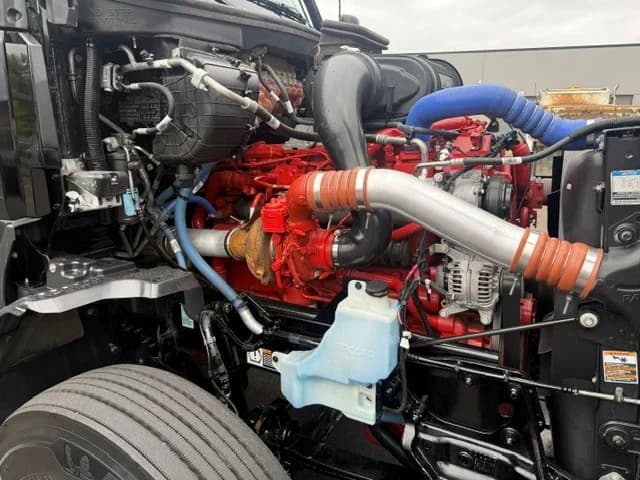 2023 Kenworth T680 in Ridgefield, WA — photo 7