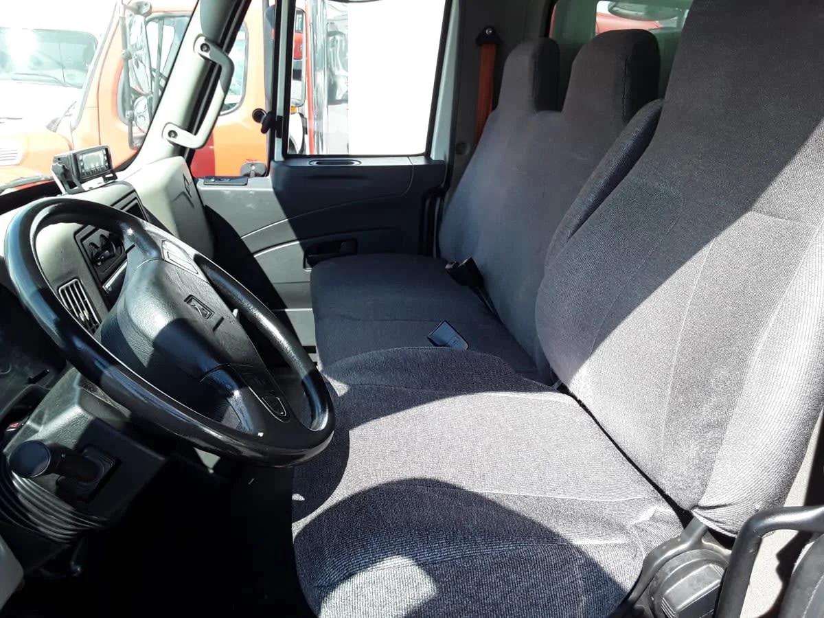 2018 International 4300 in Allentown, PA — photo 12