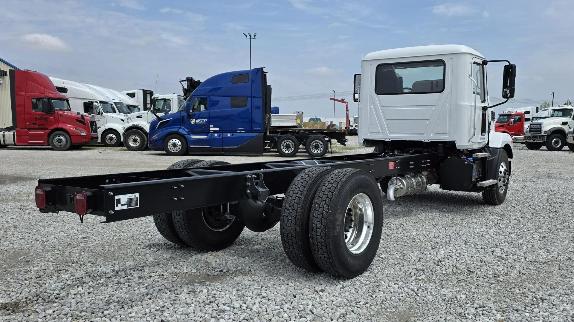 2026 Mack MD in London, OH — photo 10