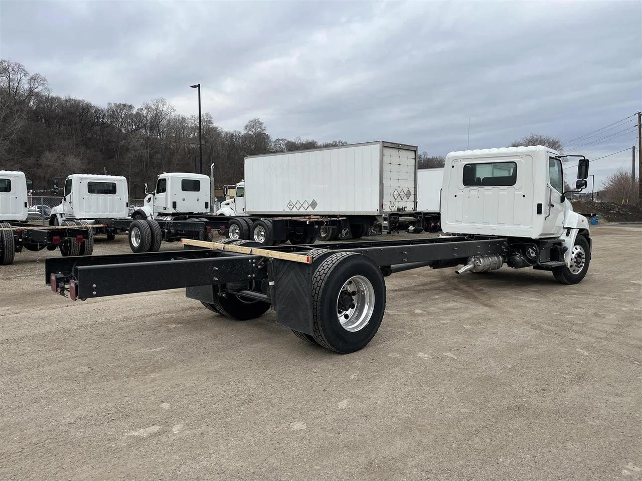 2026 Hino L6 in South St. Paul, MN — photo 4