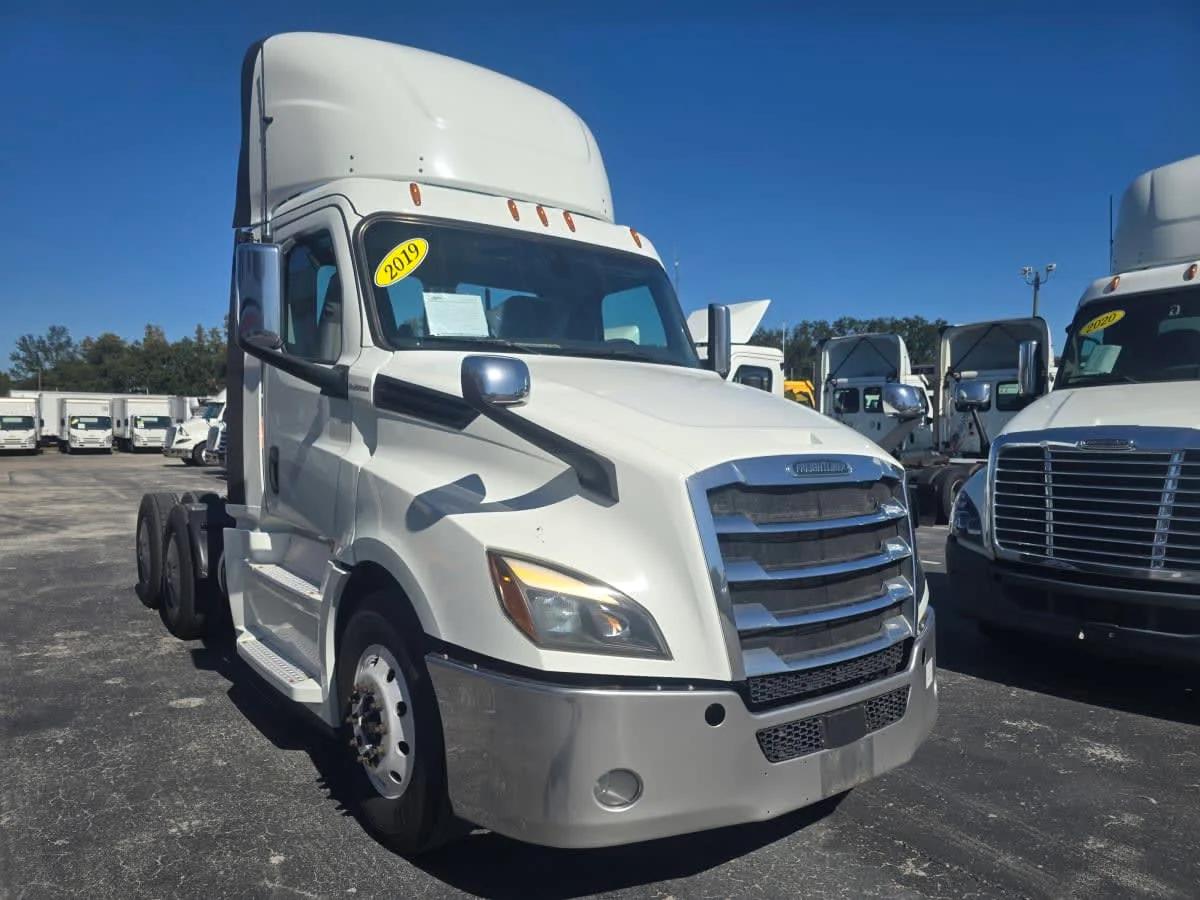 2019 Freightliner Cascadia