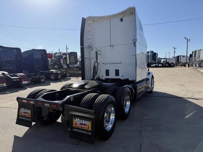 2021 Peterbilt 579 in Dallas, TX — photo 34