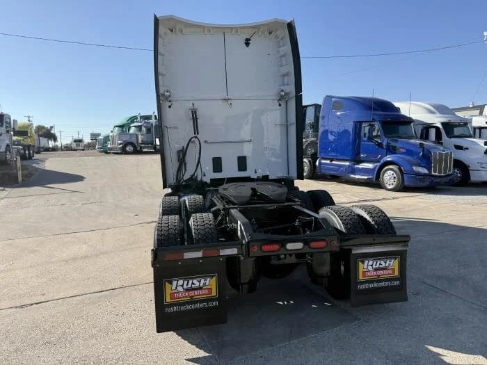 2021 Peterbilt 579 in Dallas, TX — photo 37