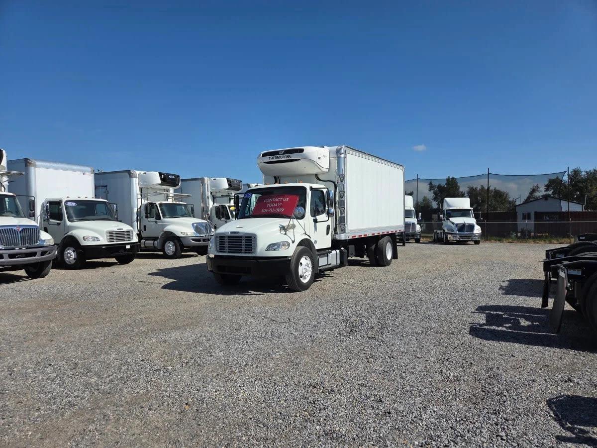 2019 Freightliner M2 106