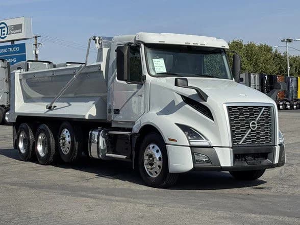 2020 Volvo