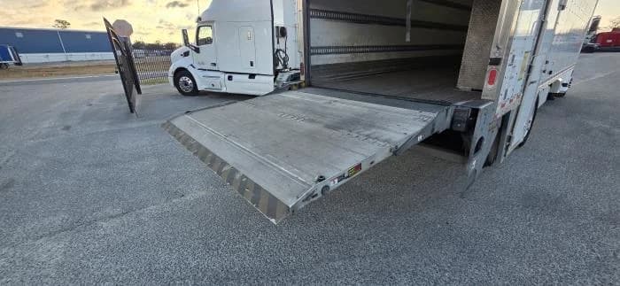 2020 Peterbilt 337 in Jacksonville, FL — photo 16