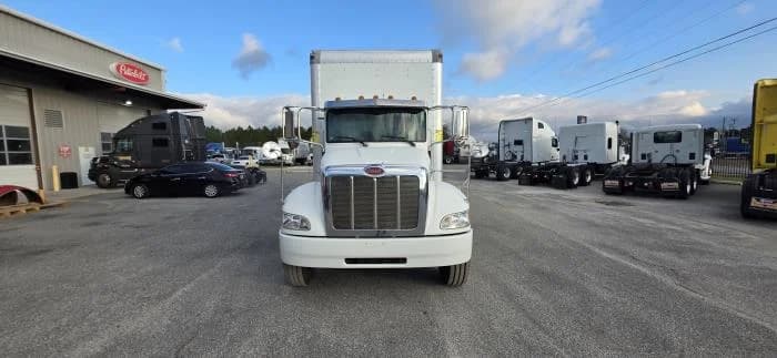 2020 Peterbilt 337 in Jacksonville, FL — photo 9