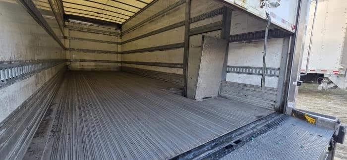 2020 Peterbilt 337 in Jacksonville, FL — photo 12