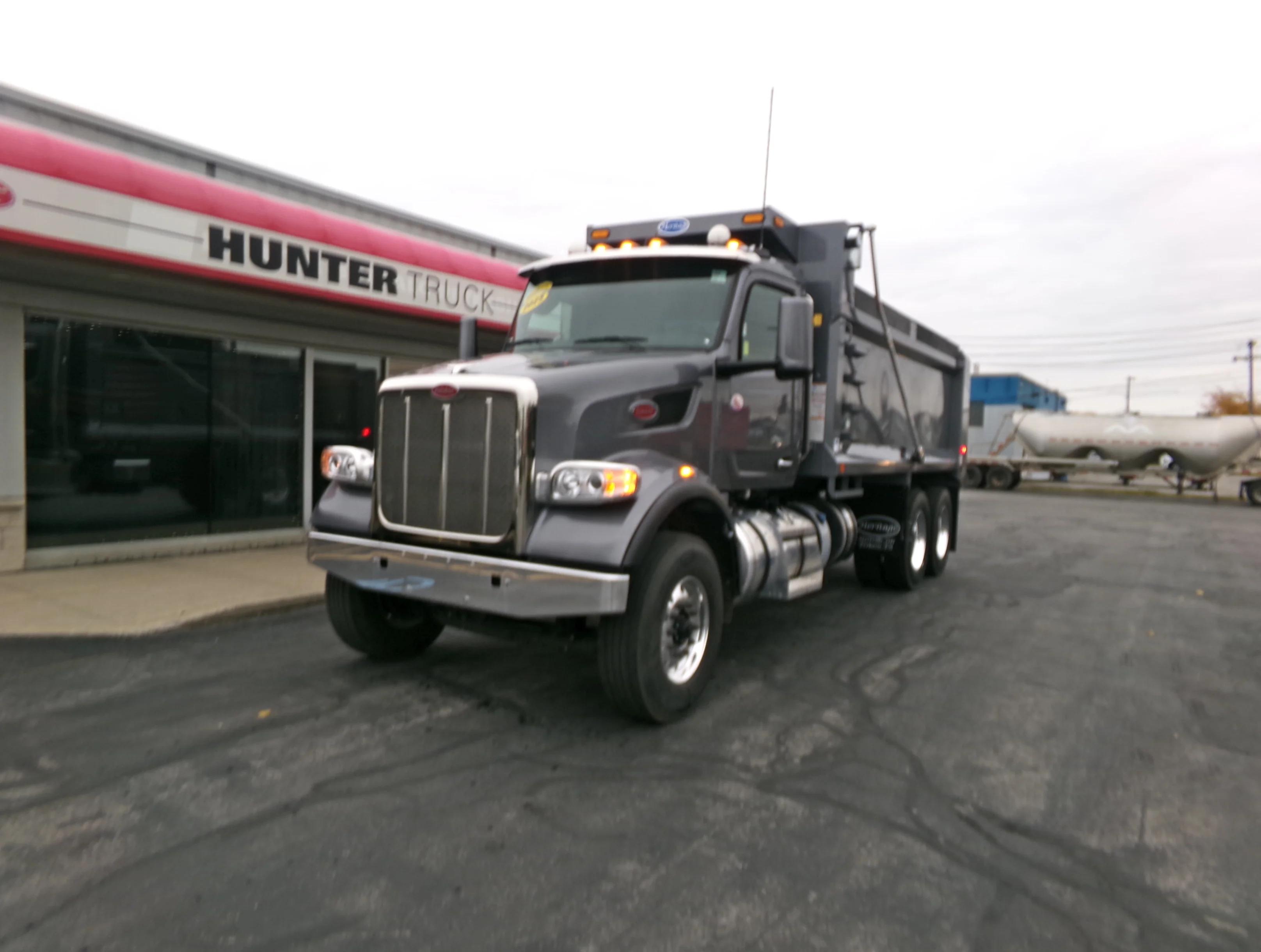 2025 Peterbilt 567