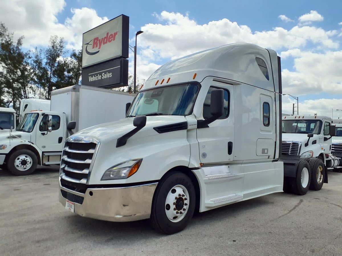 2022 Freightliner Cascadia