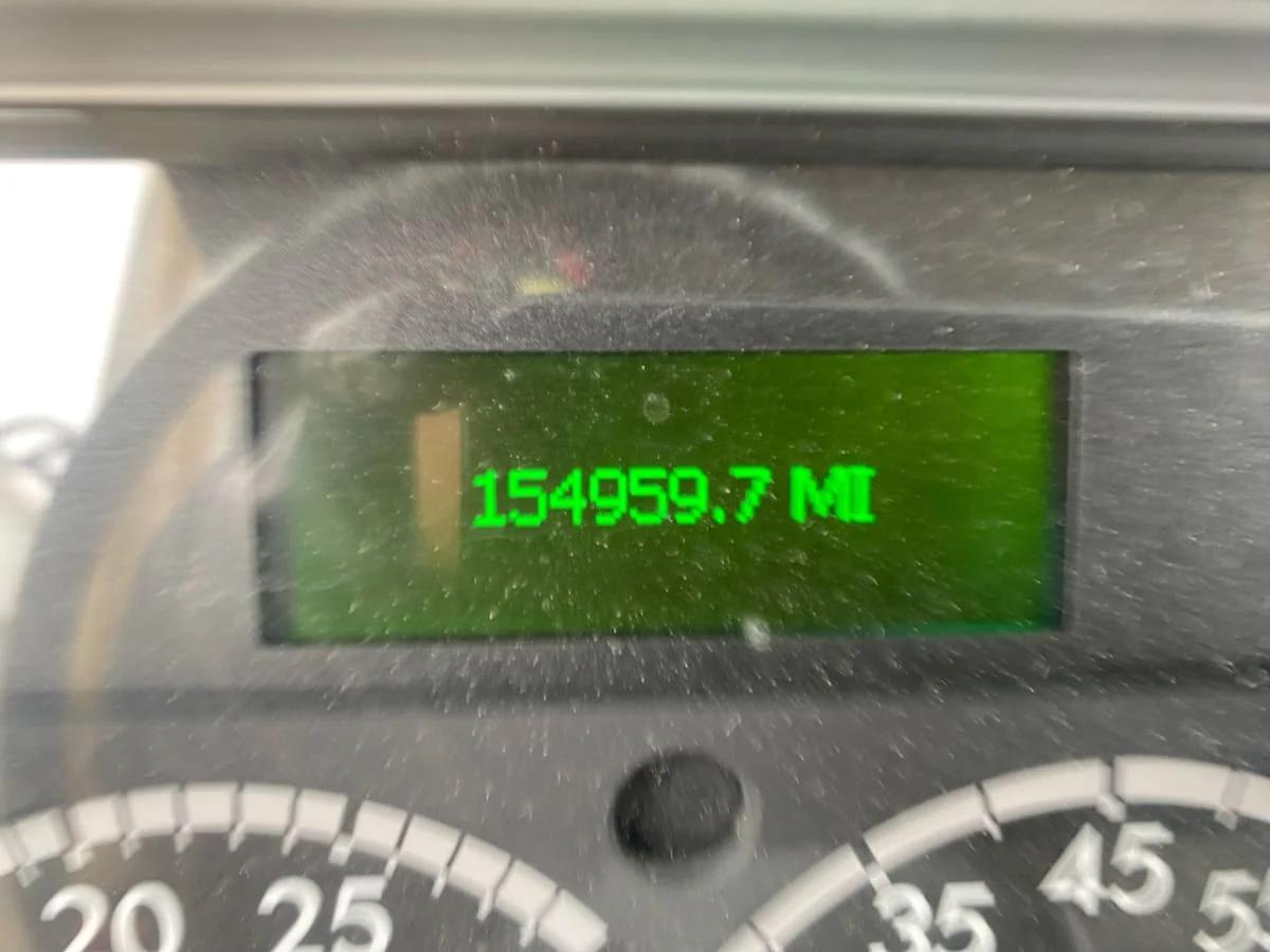 2017 Freightliner M2 106