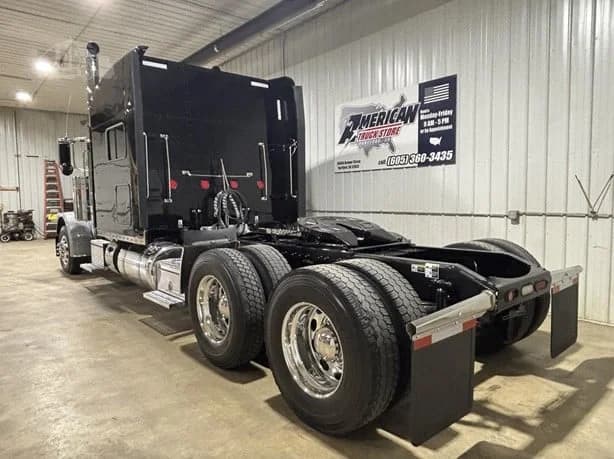 2019 Peterbilt 389 in Hartford, SD — photo 5