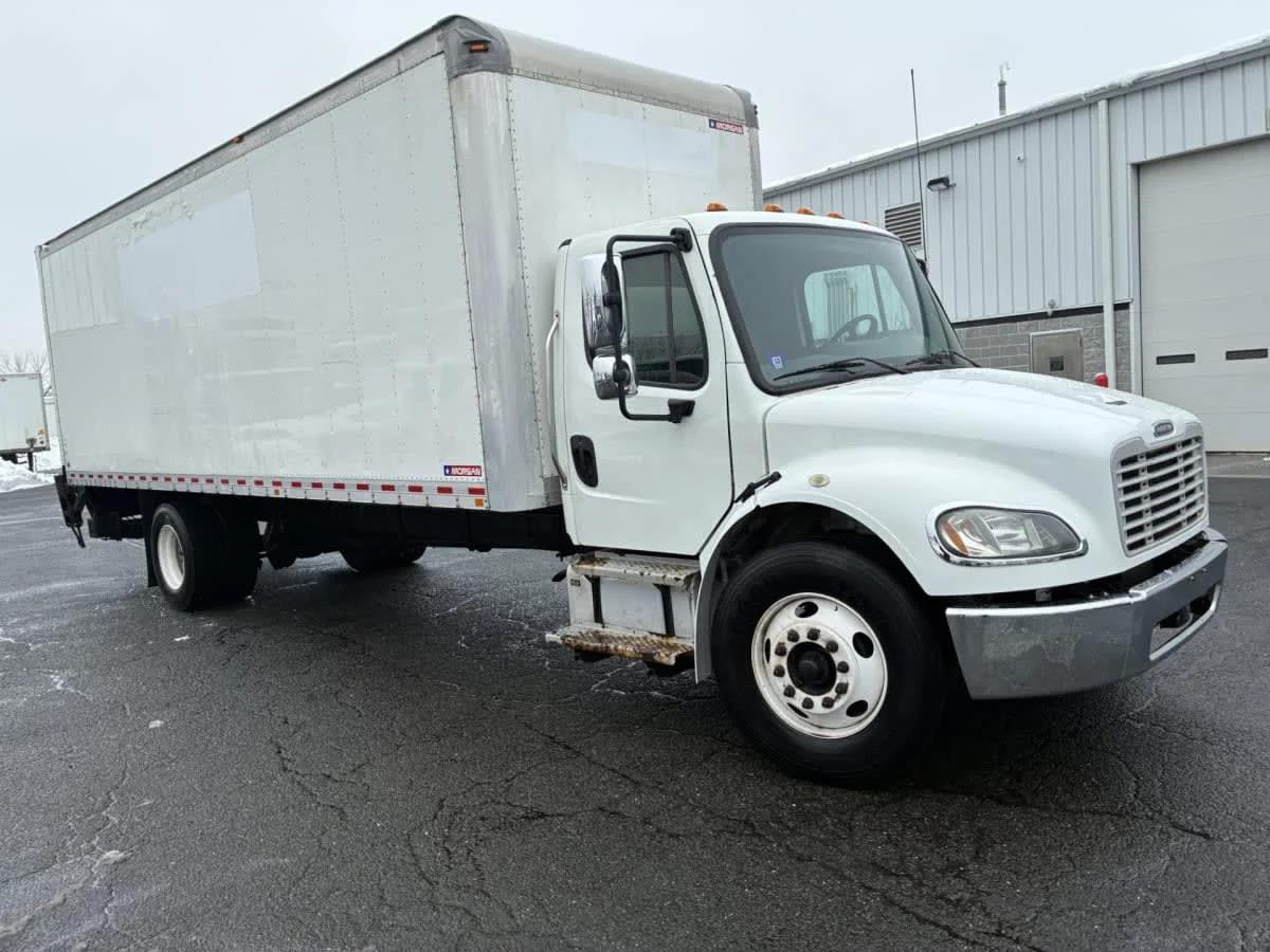 2020 Freightliner M2 106 in Newark, NJ — photo 3