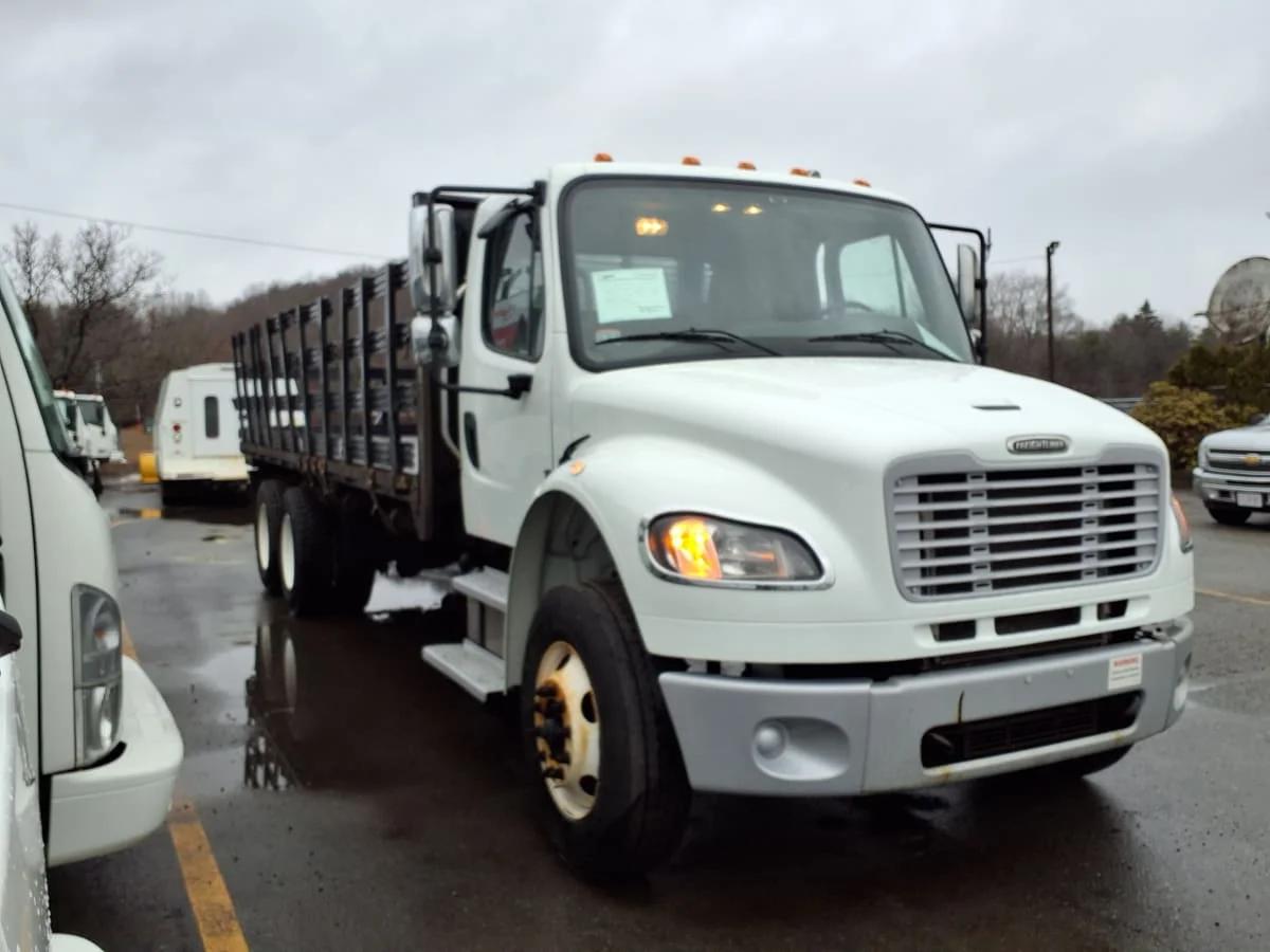 2019 Freightliner M2 106 in Salisbury, MA — photo 3