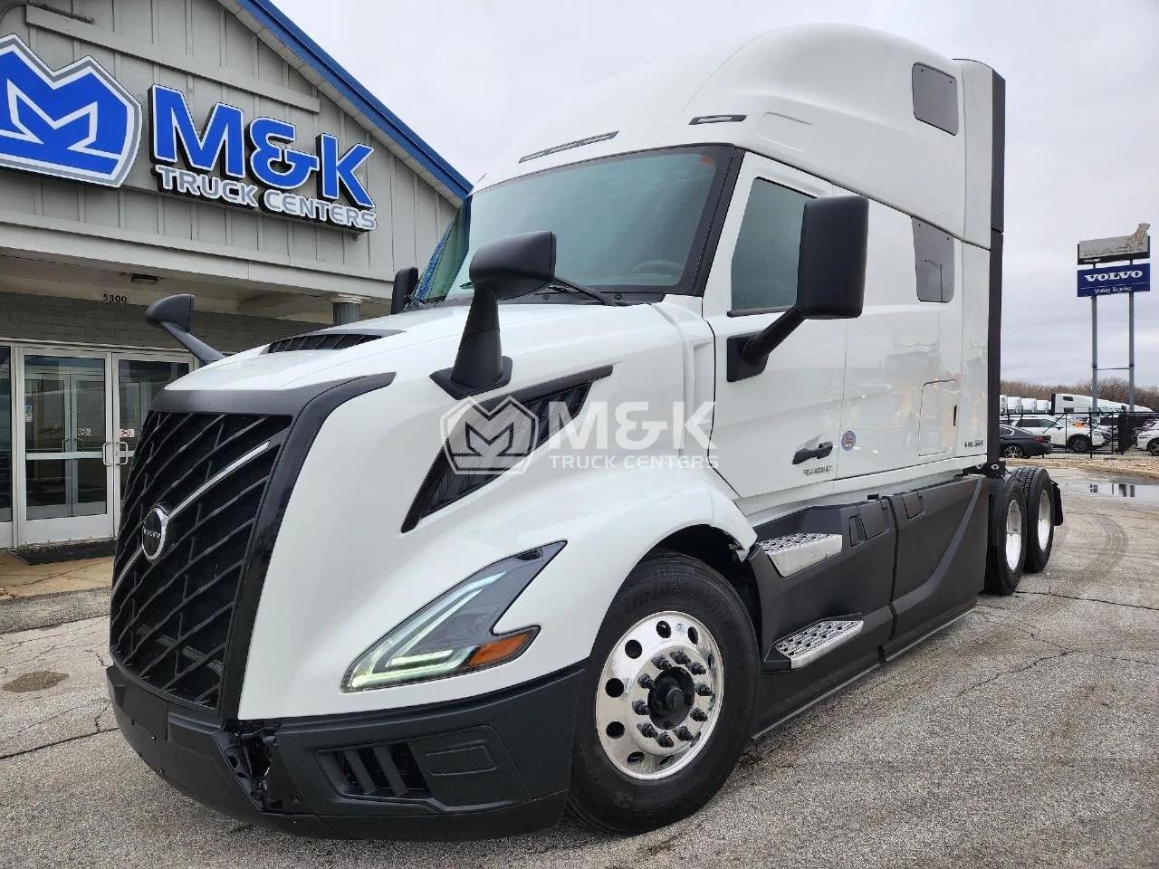 2025 Volvo VNL 860