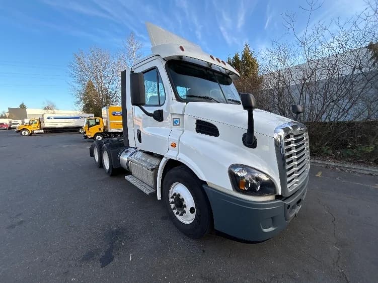 2020 Freightliner Cascadia