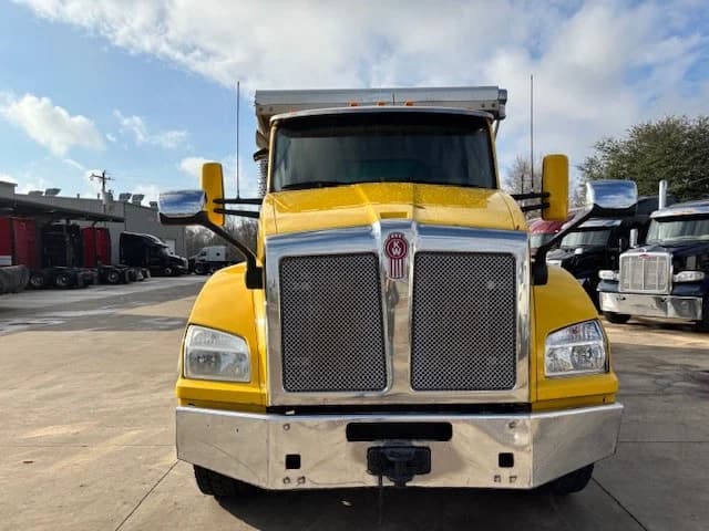 2017 Kenworth T880 in Raleigh, NC — photo 6