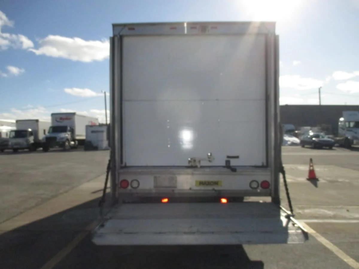 2015 Freightliner M2 106 in Allentown, PA — photo 5