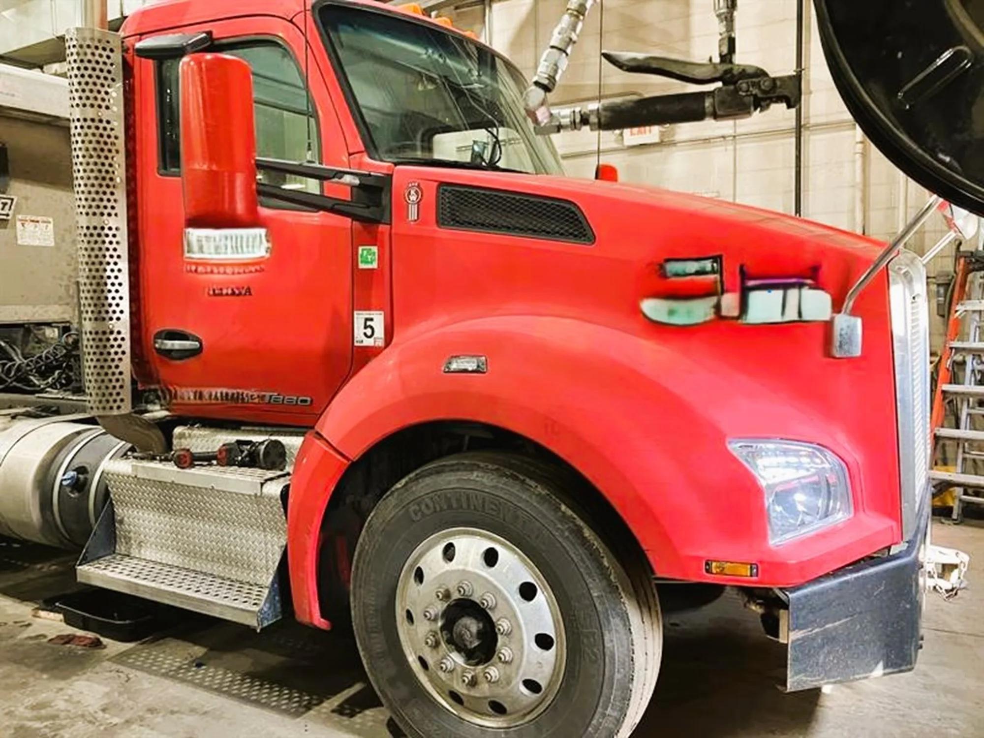 2015 Kenworth T880