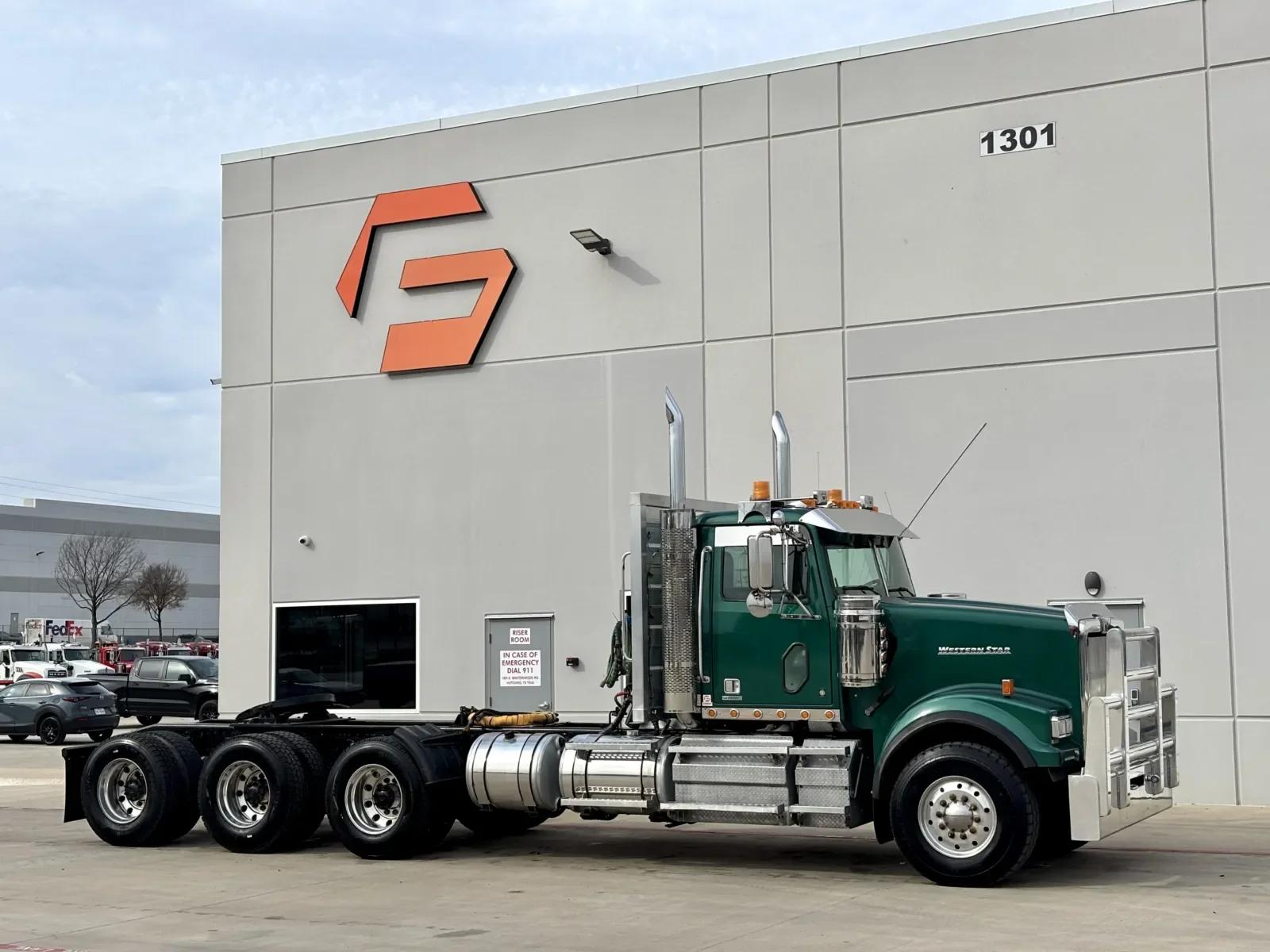 2022 Western Star 4900