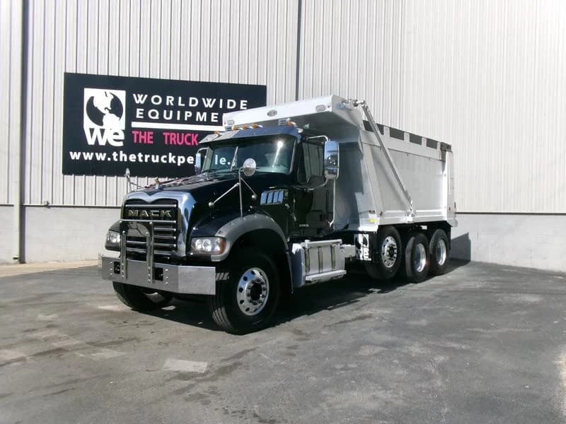 2023 Mack Granite