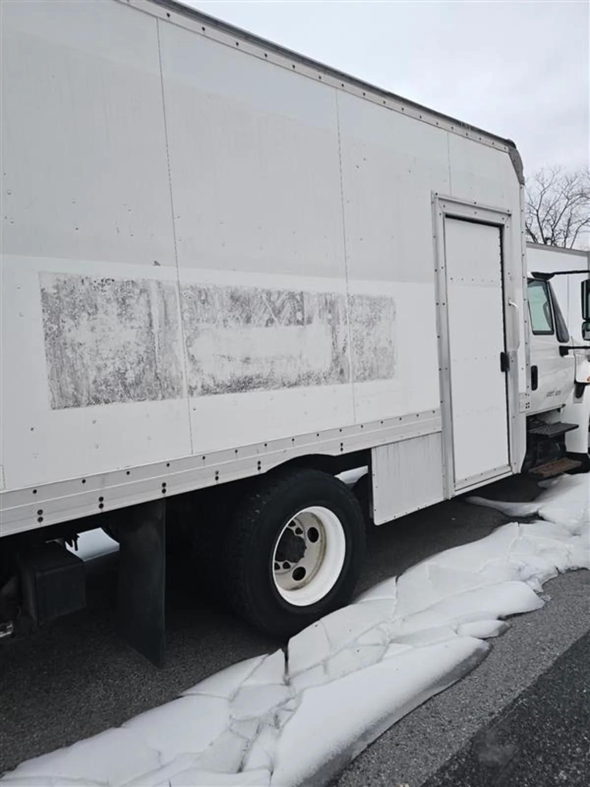 2015 International 4300 in Beltsville, MD — photo 2